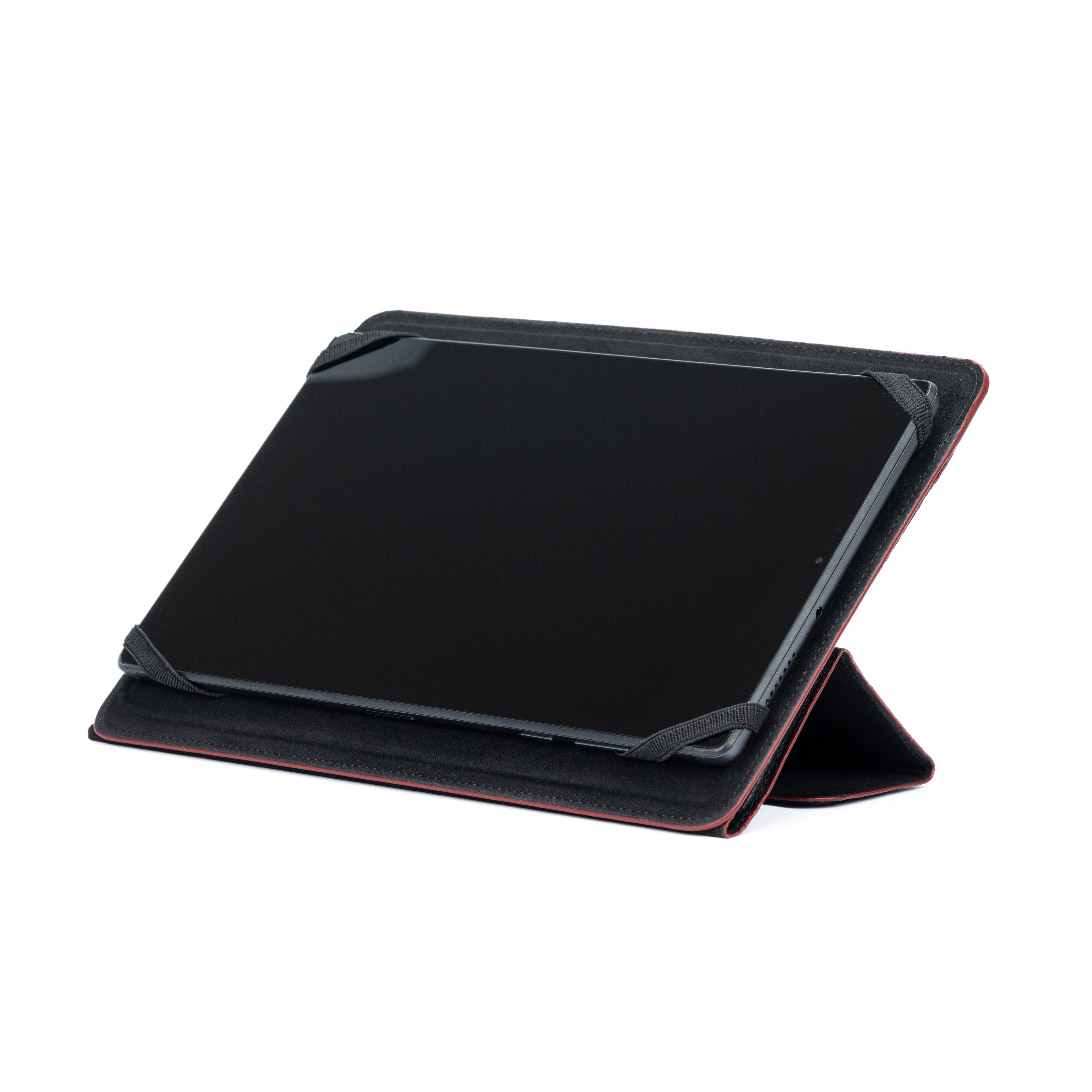 K0033AB | Tablet case Genuine leather, full grain, dollar grain. Col.Black with Red edges. Contrasting tab closure. Dimensions: cm 19.5 x 25.2 x 1. Packaging: Tnt bag