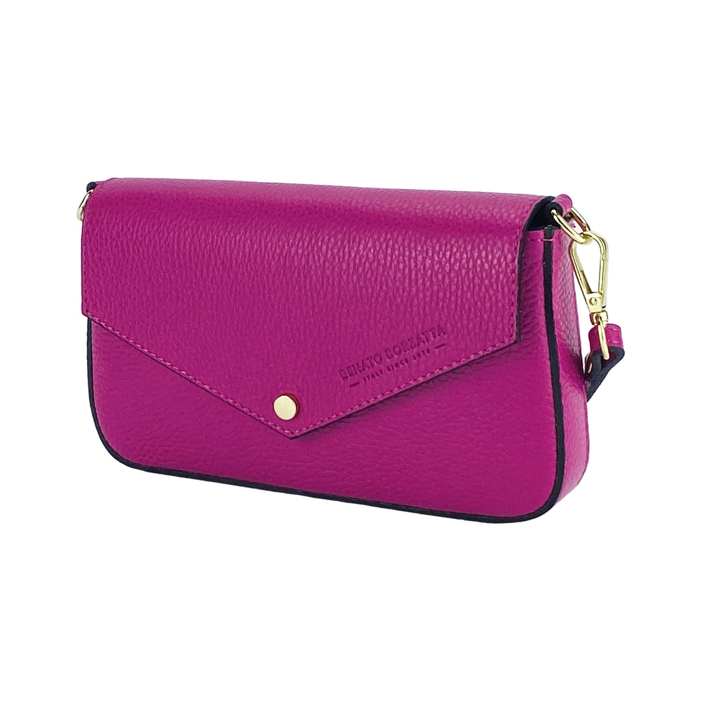 RB1023BE | Small Shoulder Bag with Removable Chain Strap in Genuine Leather Made in Italy. Flap Closure. Shiny Gold metal hardware - Fuxia color - Dimensions: 22 x 12 x 3 cm.