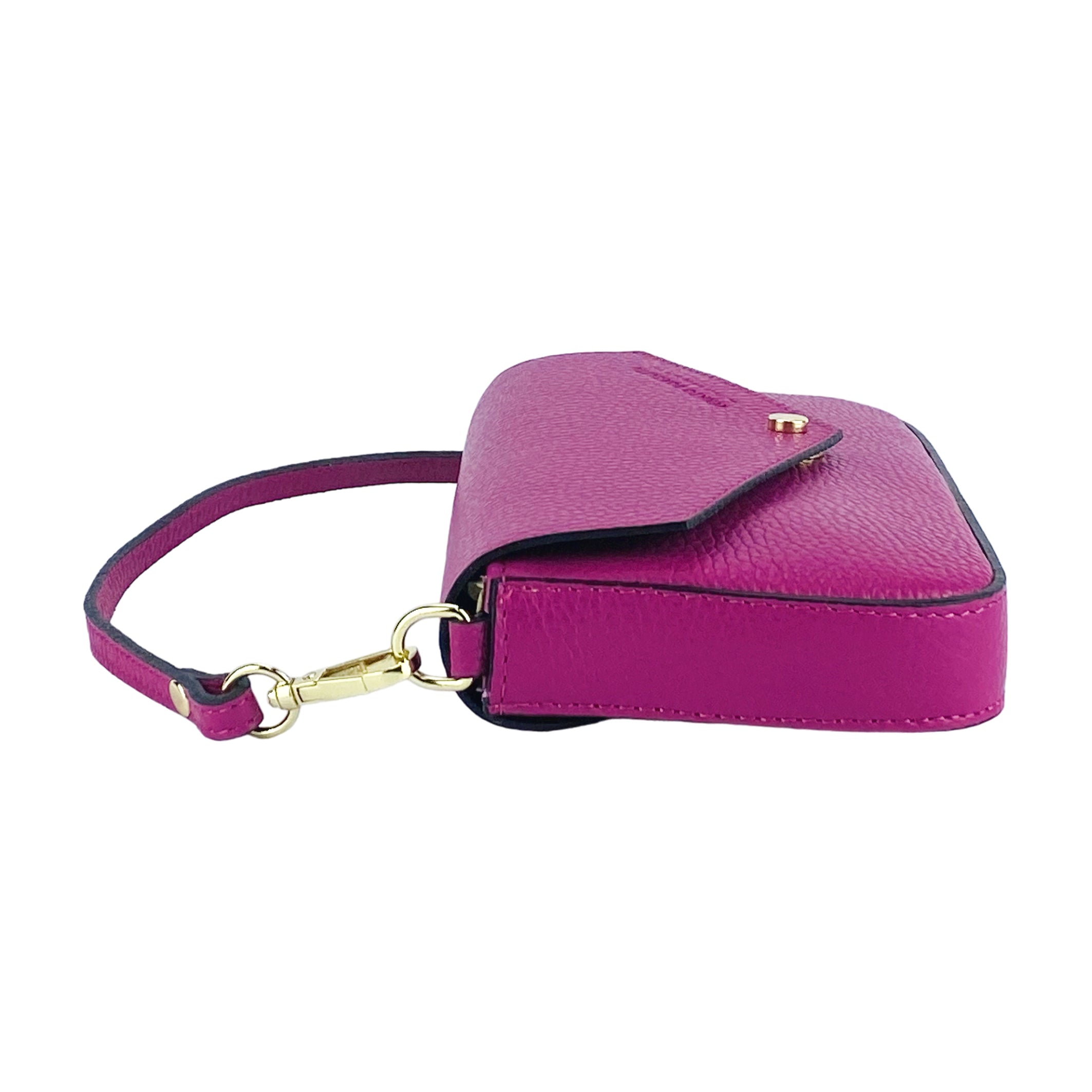 RB1023BE | Small Shoulder Bag with Removable Chain Strap in Genuine Leather Made in Italy. Flap Closure. Shiny Gold metal hardware - Fuxia color - Dimensions: 22 x 12 x 3 cm.