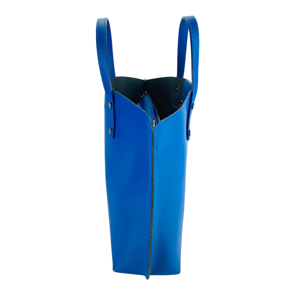 RB1024CH | Women's Hand Bag in Genuine Leather Made in Italy with removable shoulder strap. Large removable internal bag. Shiny Gunmetal Accessories - Royal Blue color - Dimensions: cm 48x31x11